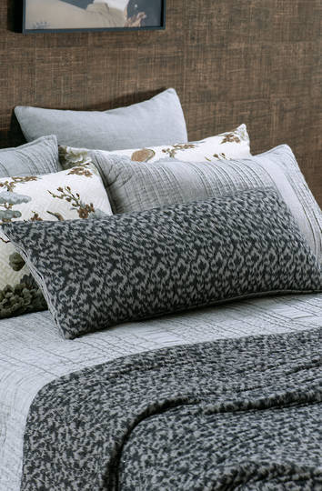 Bianca Lorenne - Ikatto Cushion - Prussian Blue/Silver